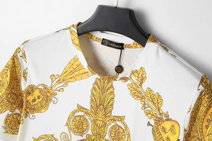 Picture of Versace T Shirts Short _SKUVersaceM-3XL26on47527